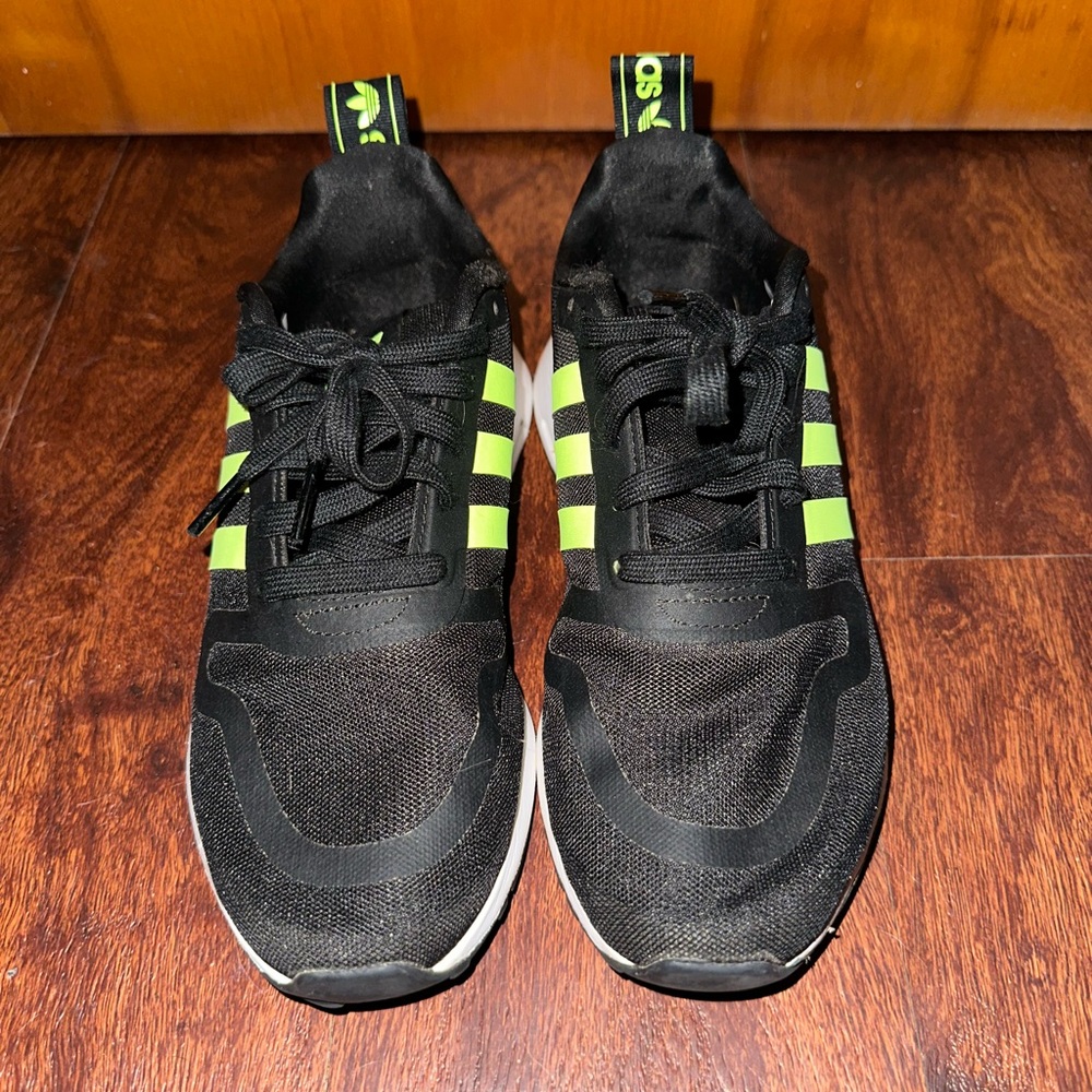 Youth Adidas Multix sneakers size 5.5